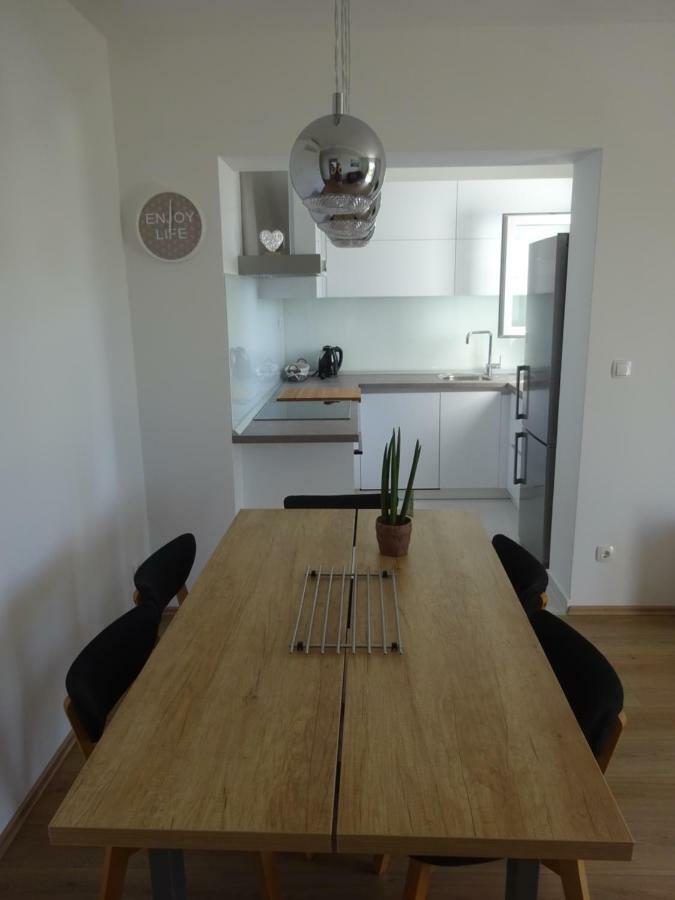 Apartment Duce 오미스 외부 사진