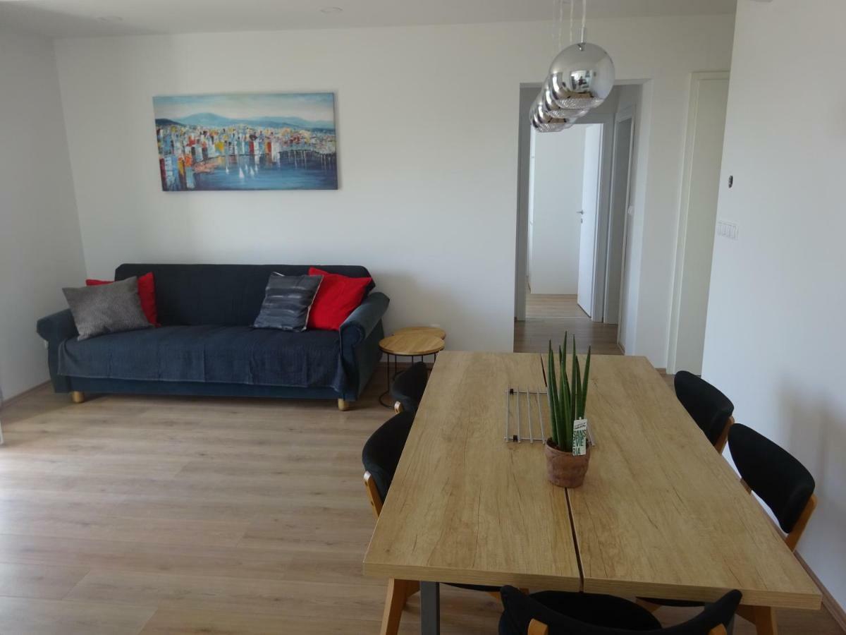 Apartment Duce 오미스 외부 사진